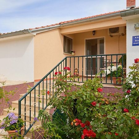 גובדארי Agriculture & Holiday House Lasko מראה חיצוני תמונה